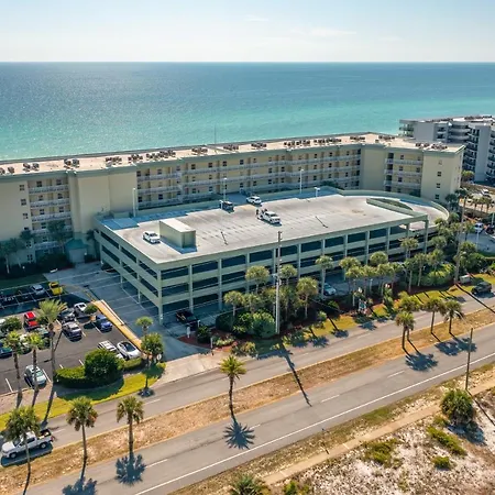 Apartamento Waters Edge 405